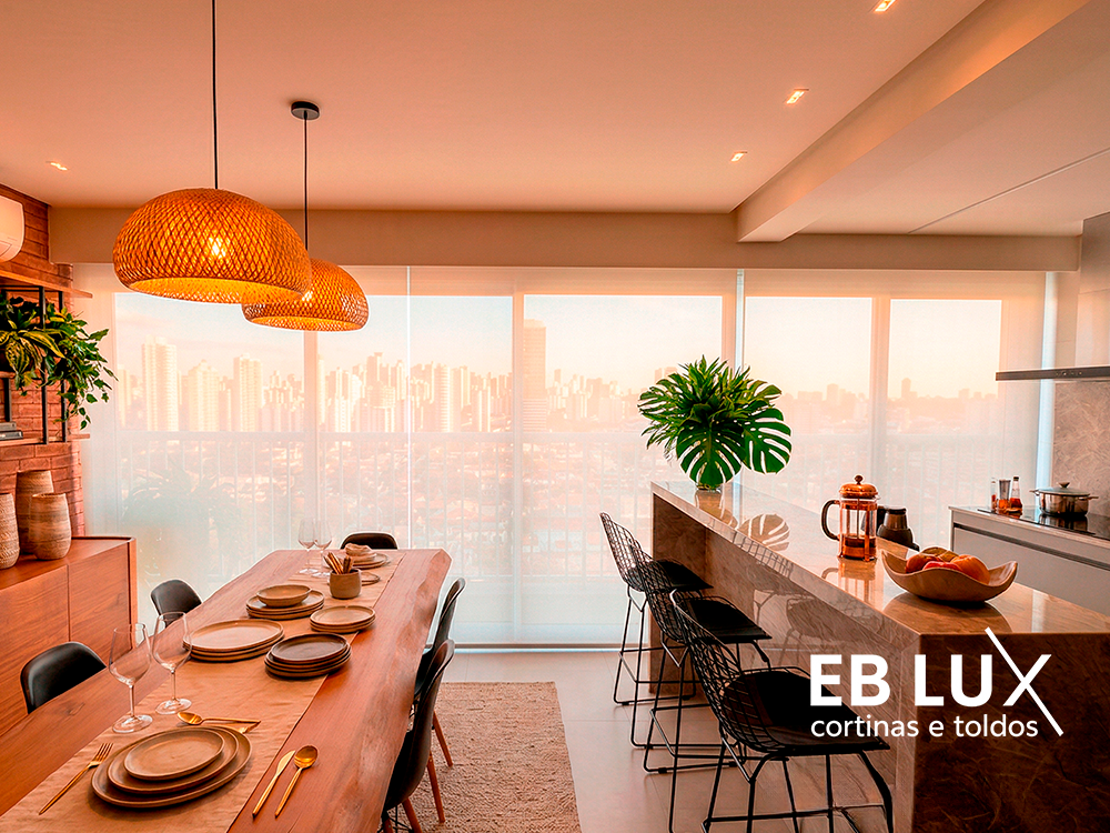 Ambiente com cortinas EBLux instaladas 1