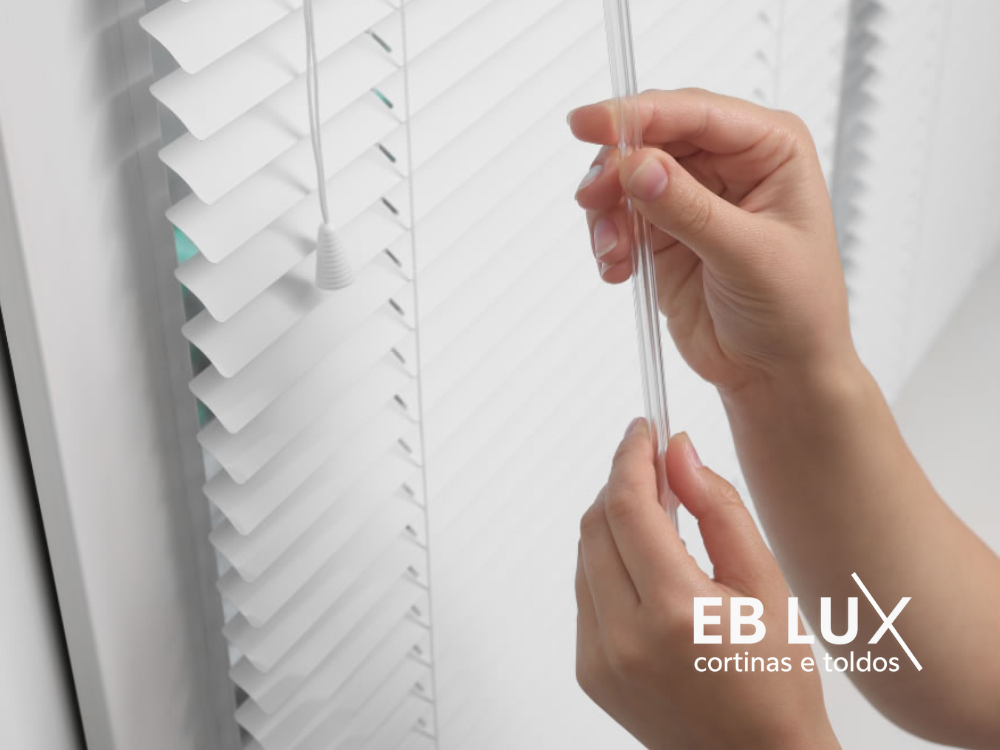 Persianas Horizontais em Alumínio EBLux