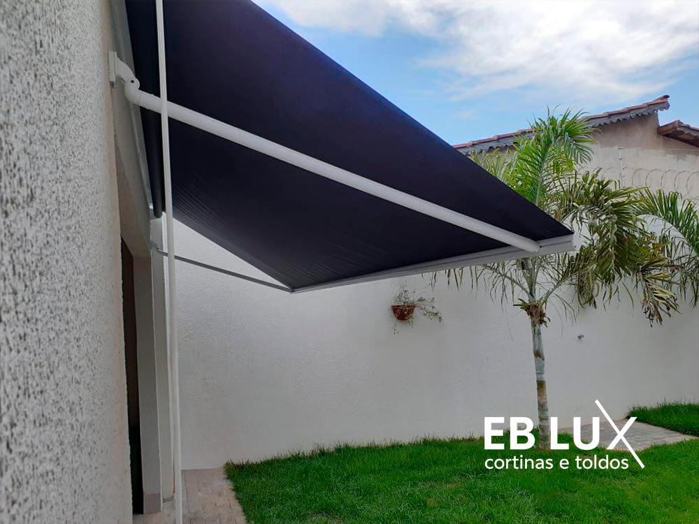 Toldo Vertical Braço Pivôtante EBLux